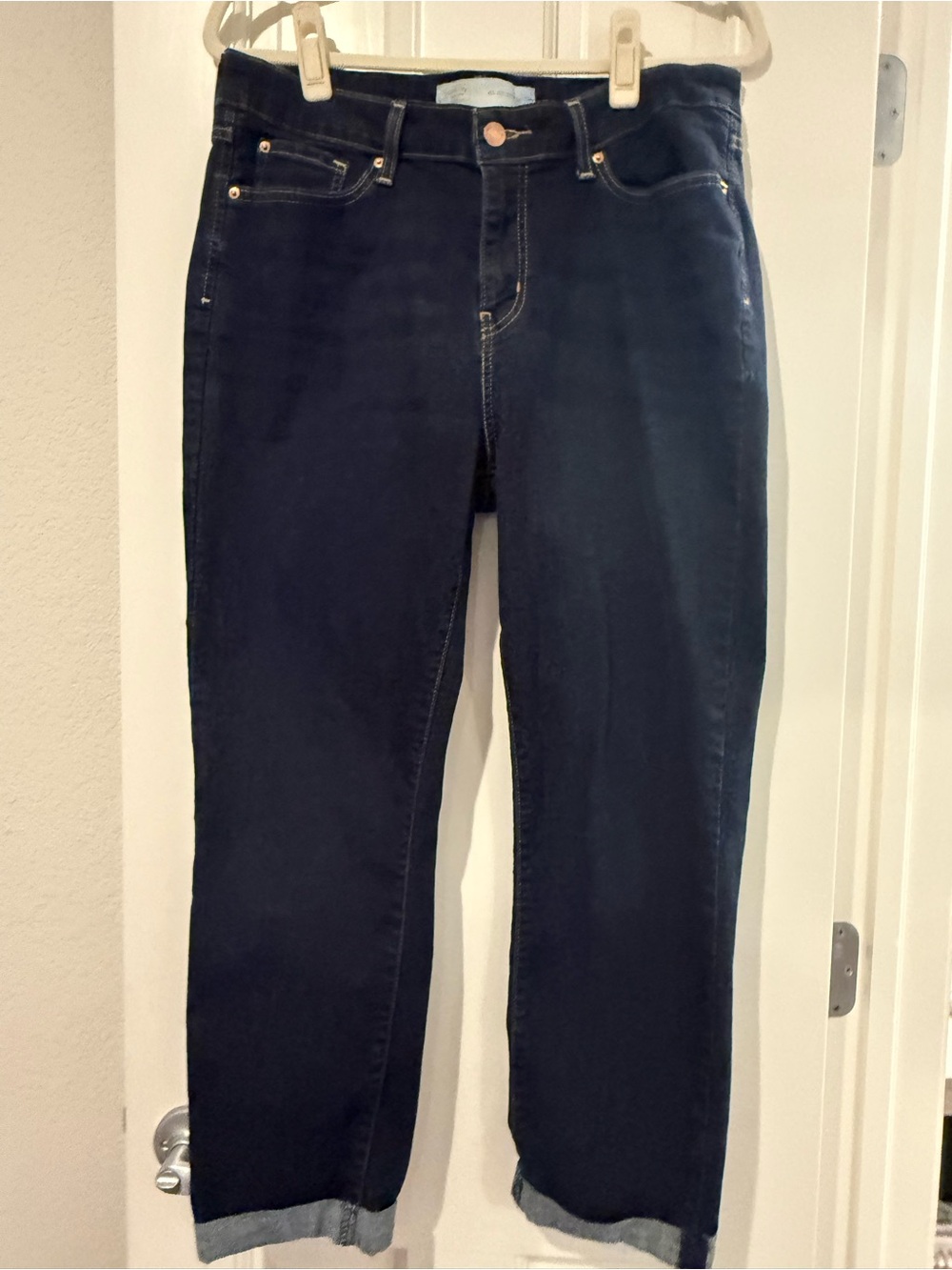 Signature by Levi Strauss Mid-Rise Boyfriend Cropped Cuffed Jeans